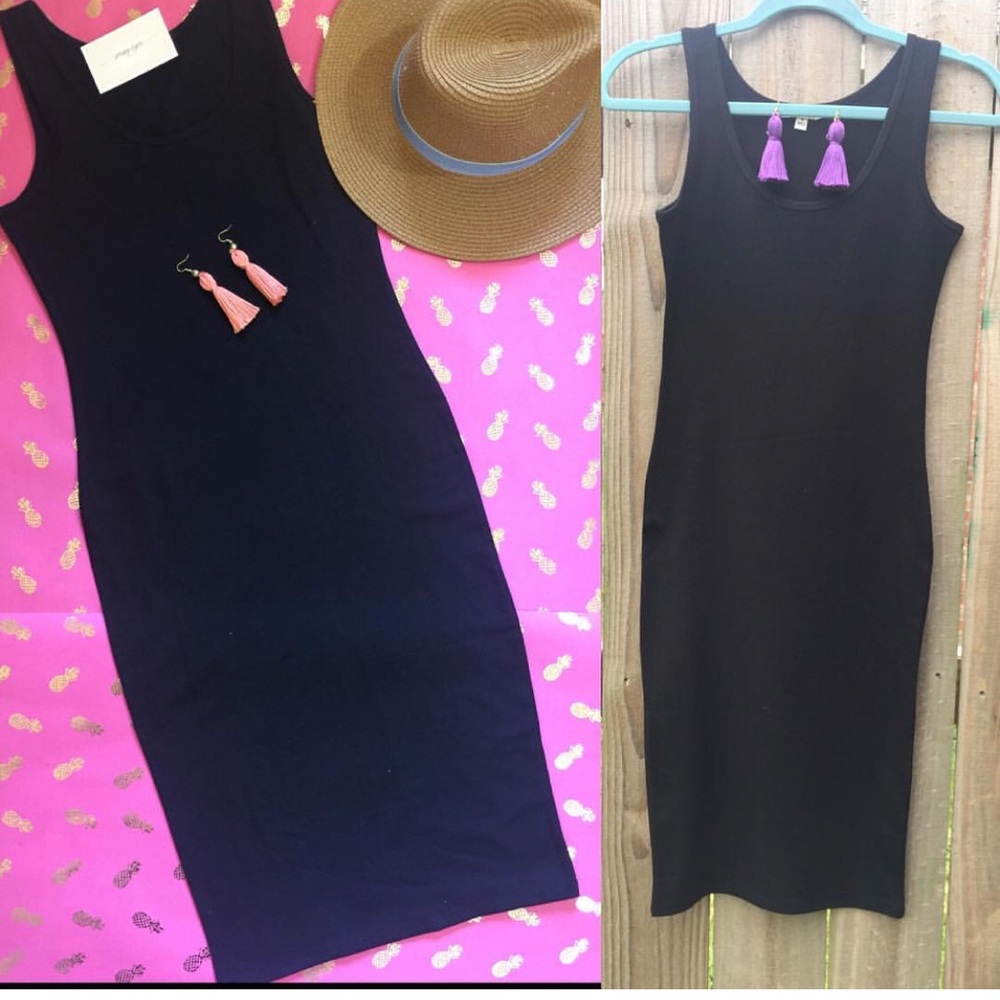Black Sleeveless Midi Dress